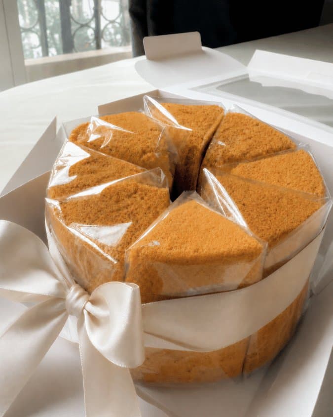 Thai Tea Chiffon Box